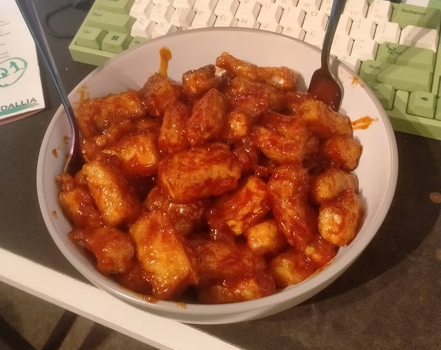 crispy fried tofu in sticky, sweet chilli sauce